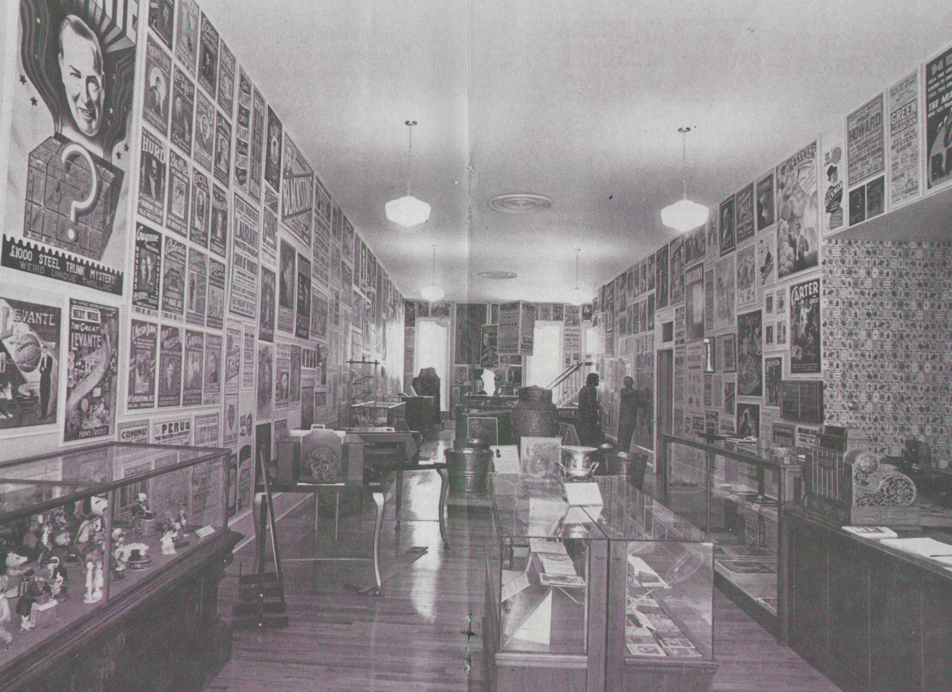 Photo of the American Museum of Magic.  Bob Lund in background
